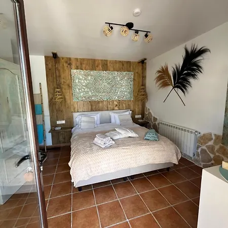 Casa Clavi Bed & Breakfast Chirivel